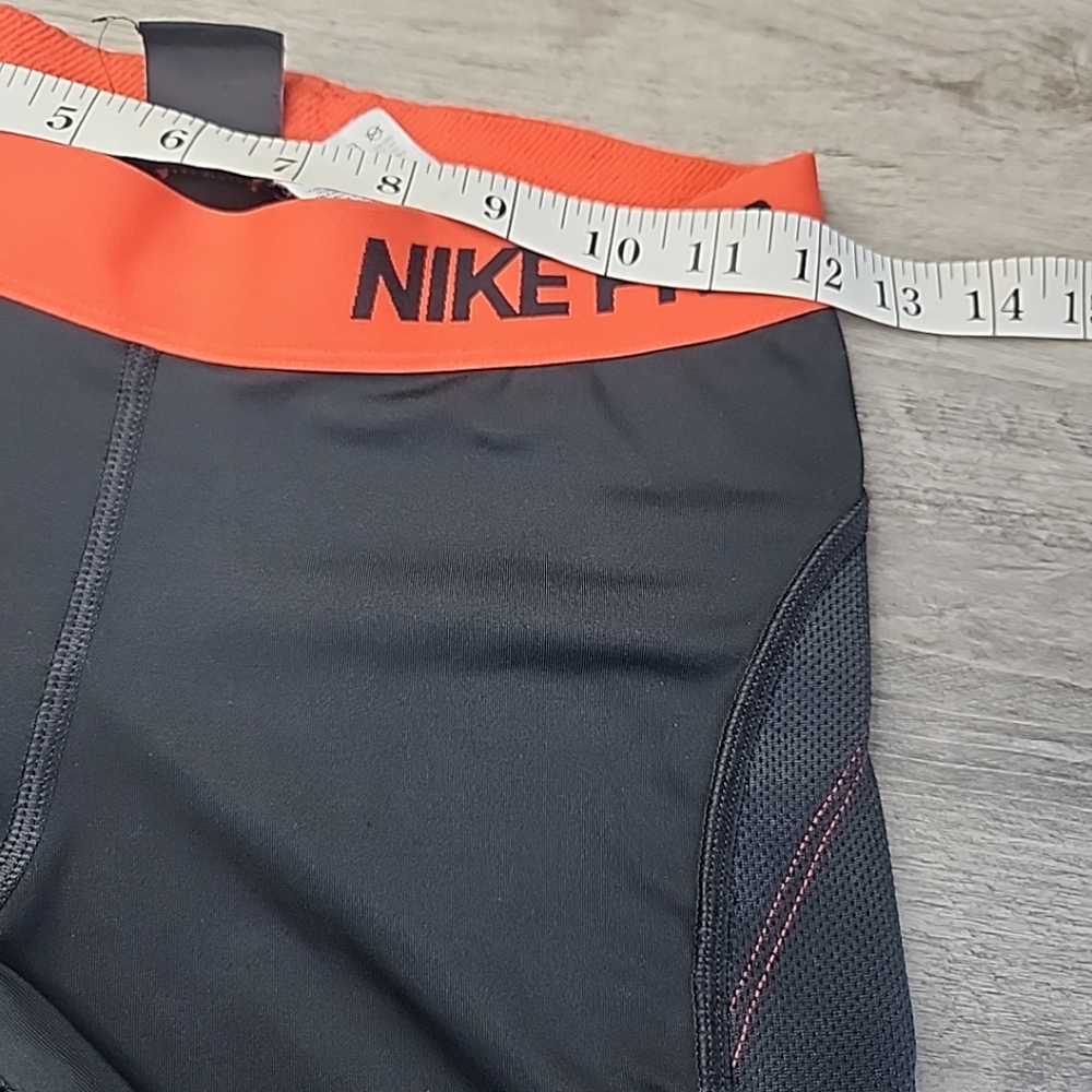 NIKE Women’s Dry Fit Pro Slider Baseball Shorts Size Small Black Orange Sports - Picture 7 of 7